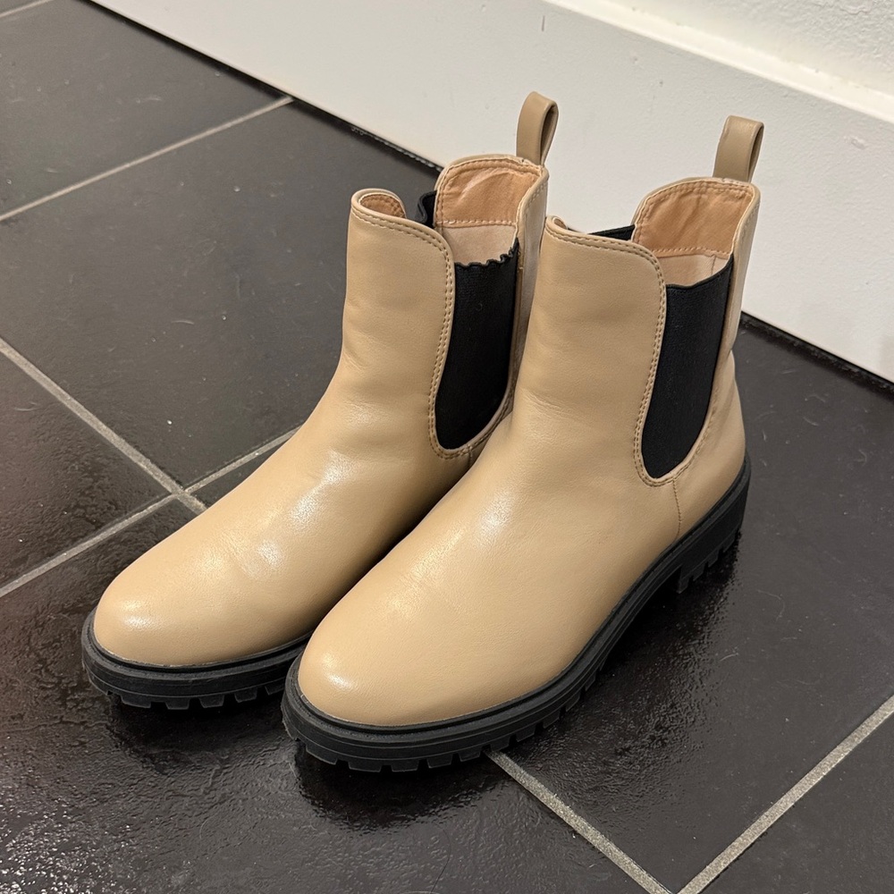 Journee Collection Beige Chelsea Lug Booties with Black Elastic